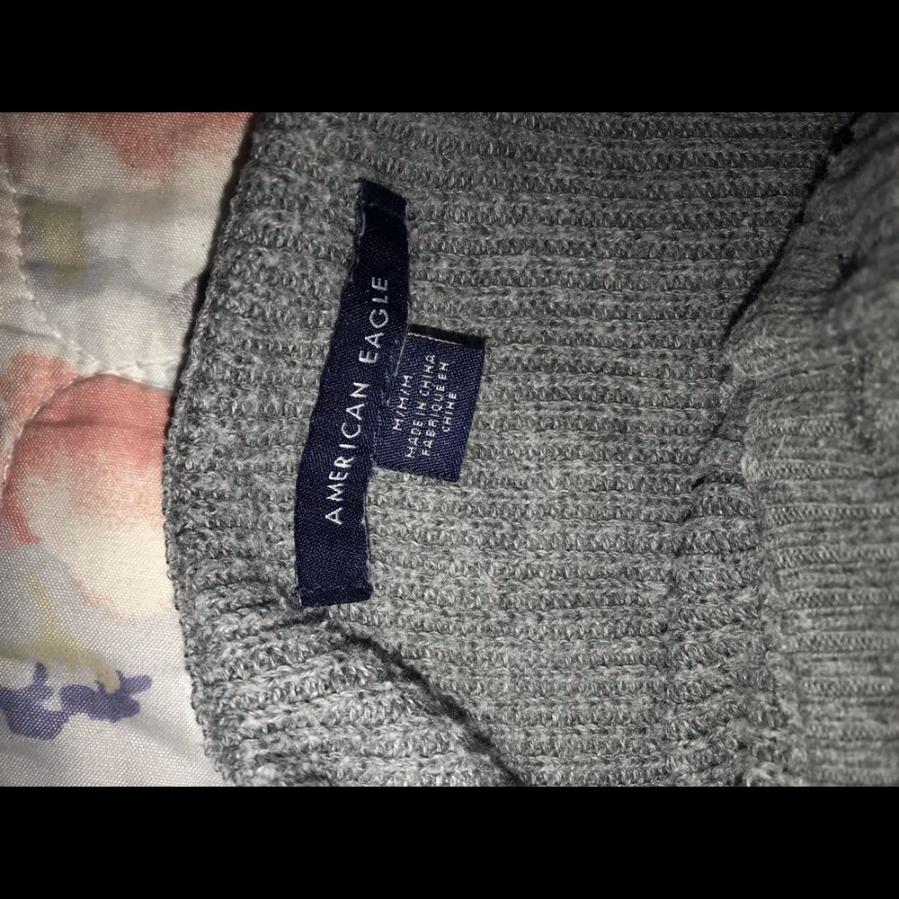 Sweater - Picture 3 of 3